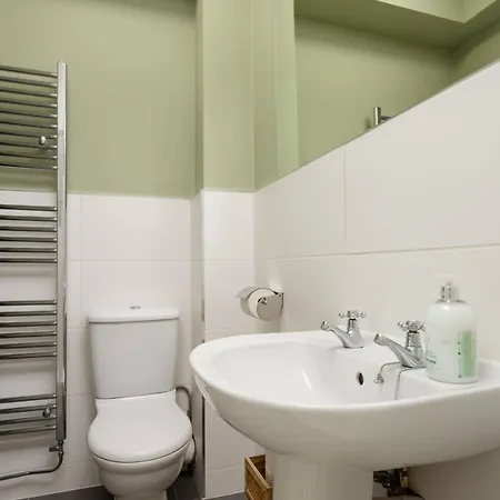 The Broughton St. Apartment Edinburgh Exterior photo
